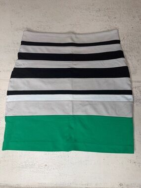 Express Striped Mini Skirt in Black, Gray, White and Green - Size 6